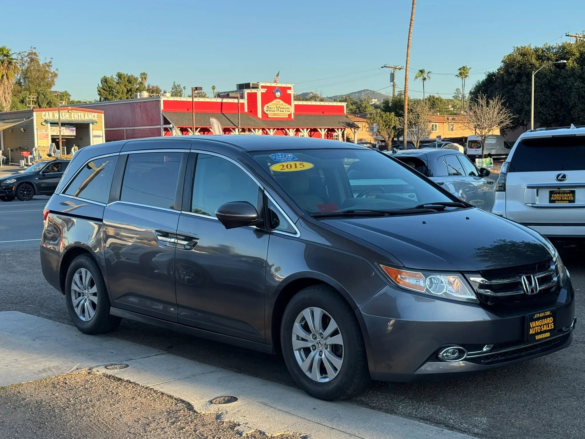 Used 2015 Honda Odyssey EX image 2