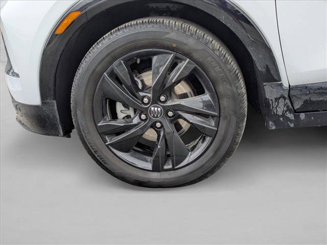 Used 2024 Buick Encore GX Sport Touring image 15