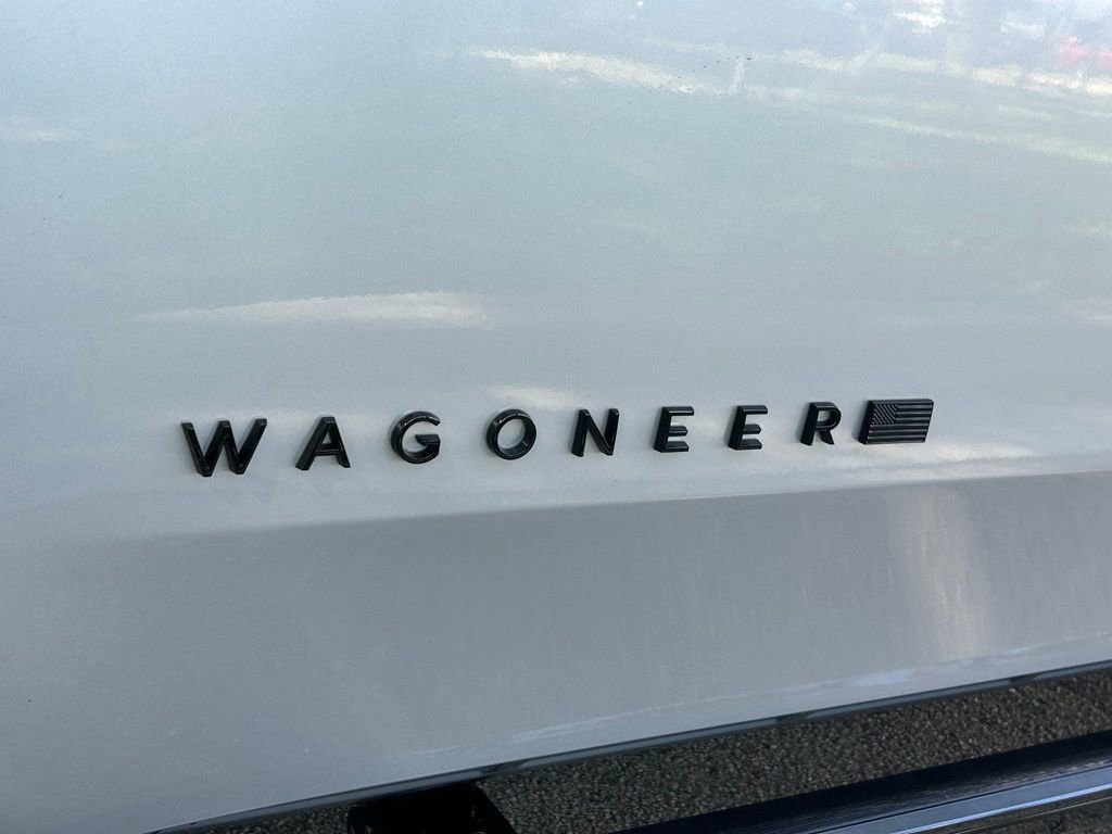 New 2025 Jeep Wagoneer Series III w/ Quick Order Package 25C Super image 28