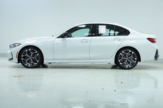 Used 2025 BMW 330i Sedan w/ M Sport Package RWD image 4