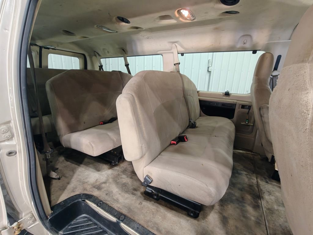 Used 2012 Ford E-350 and Econoline 350 XLT RWD image 18
