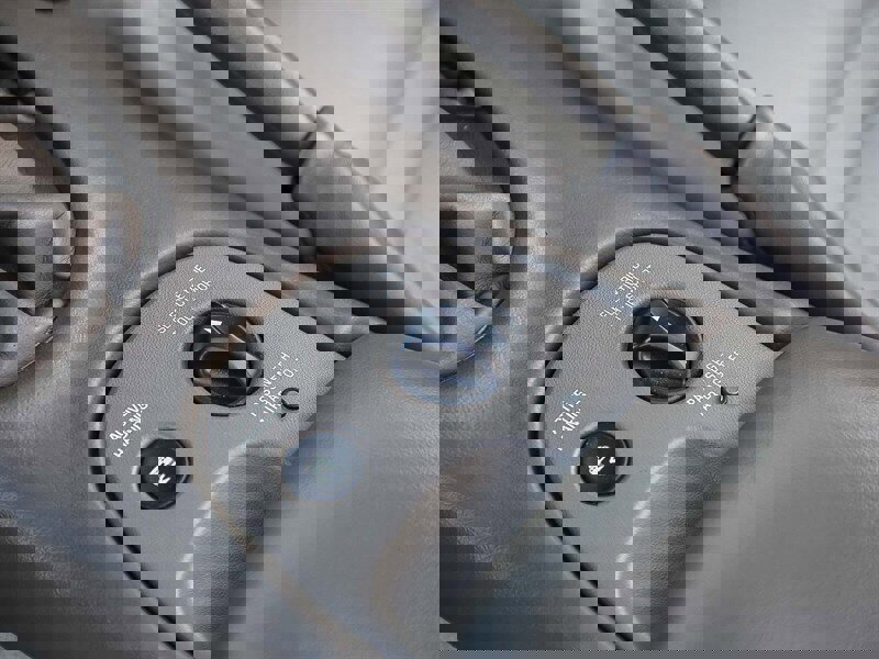 Used 2003 Chevrolet Corvette w/ Preferred Equipment Group1 image 30