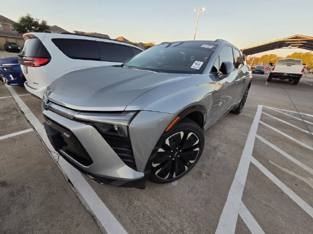 Used 2024 Chevrolet Blazer EV RS AWD/4WD image 3