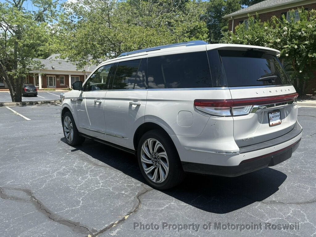Used 2022 Lincoln Navigator Reserve AWD/4WD image 6