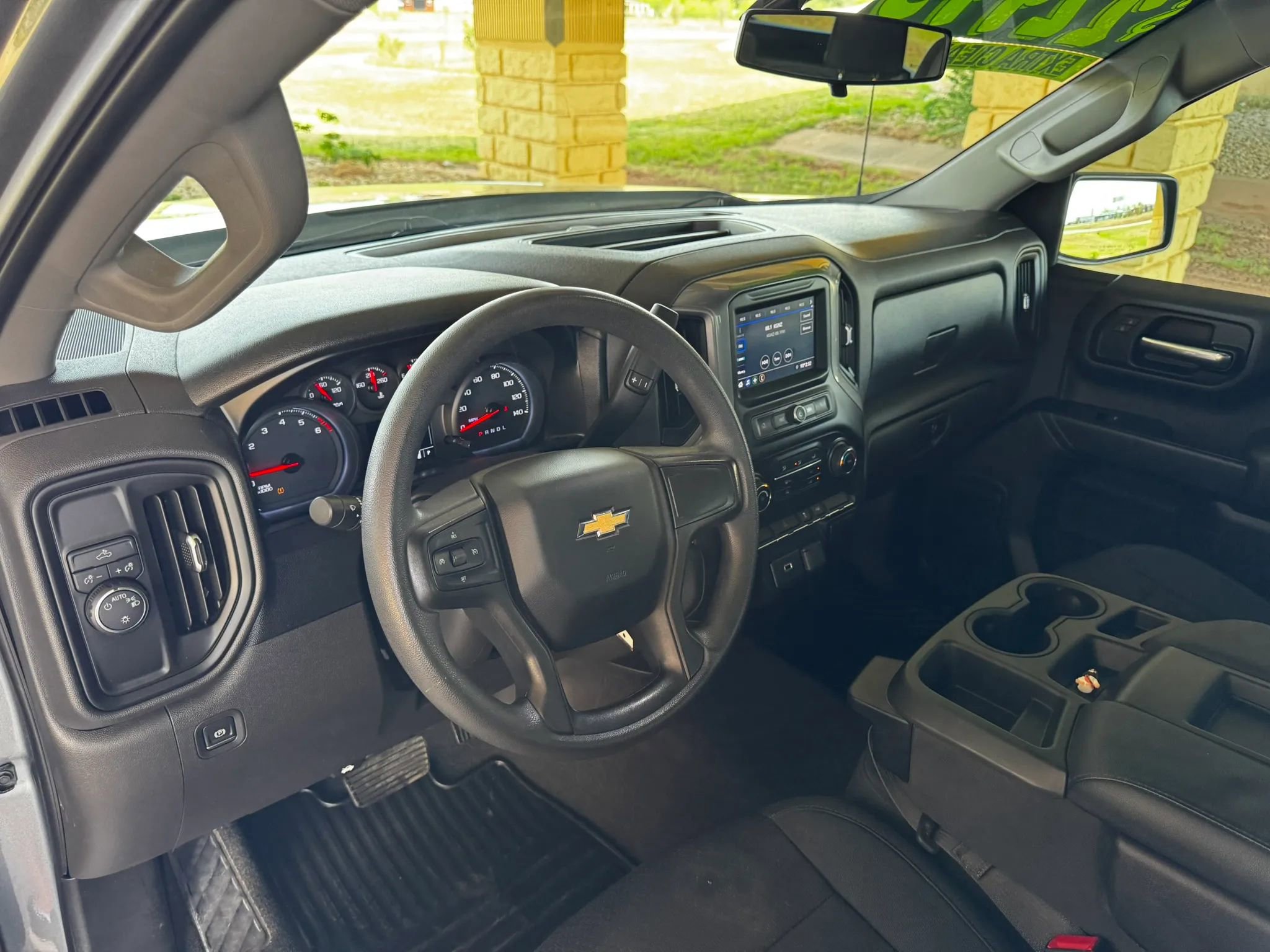 Used 2020 Chevrolet Silverado 1500 Custom w/ Trailering Package image 11