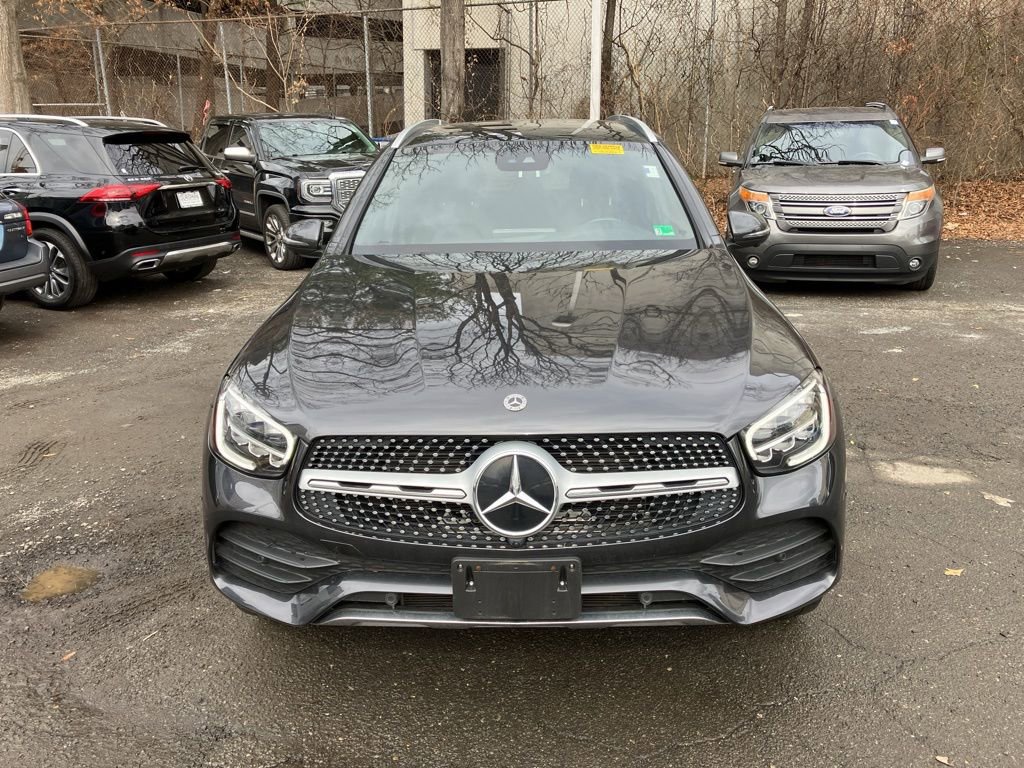 Used 2022 Mercedes-Benz GLC 300 4MATIC w/ AMG Line image 2