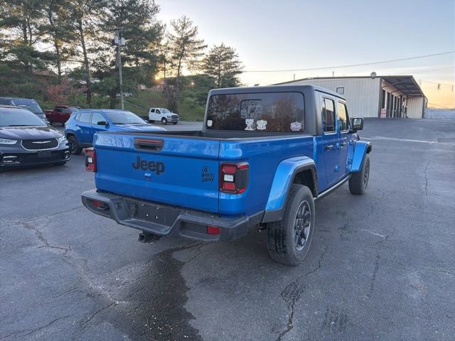 Used 2024 Jeep Gladiator Willys image 22