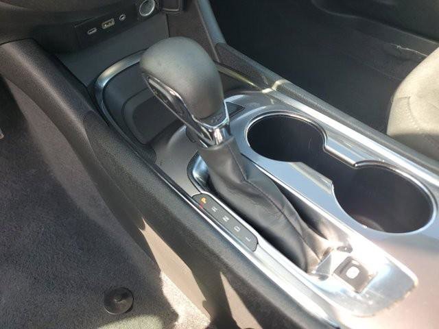 Used 2023 Chevrolet Malibu LT image 30