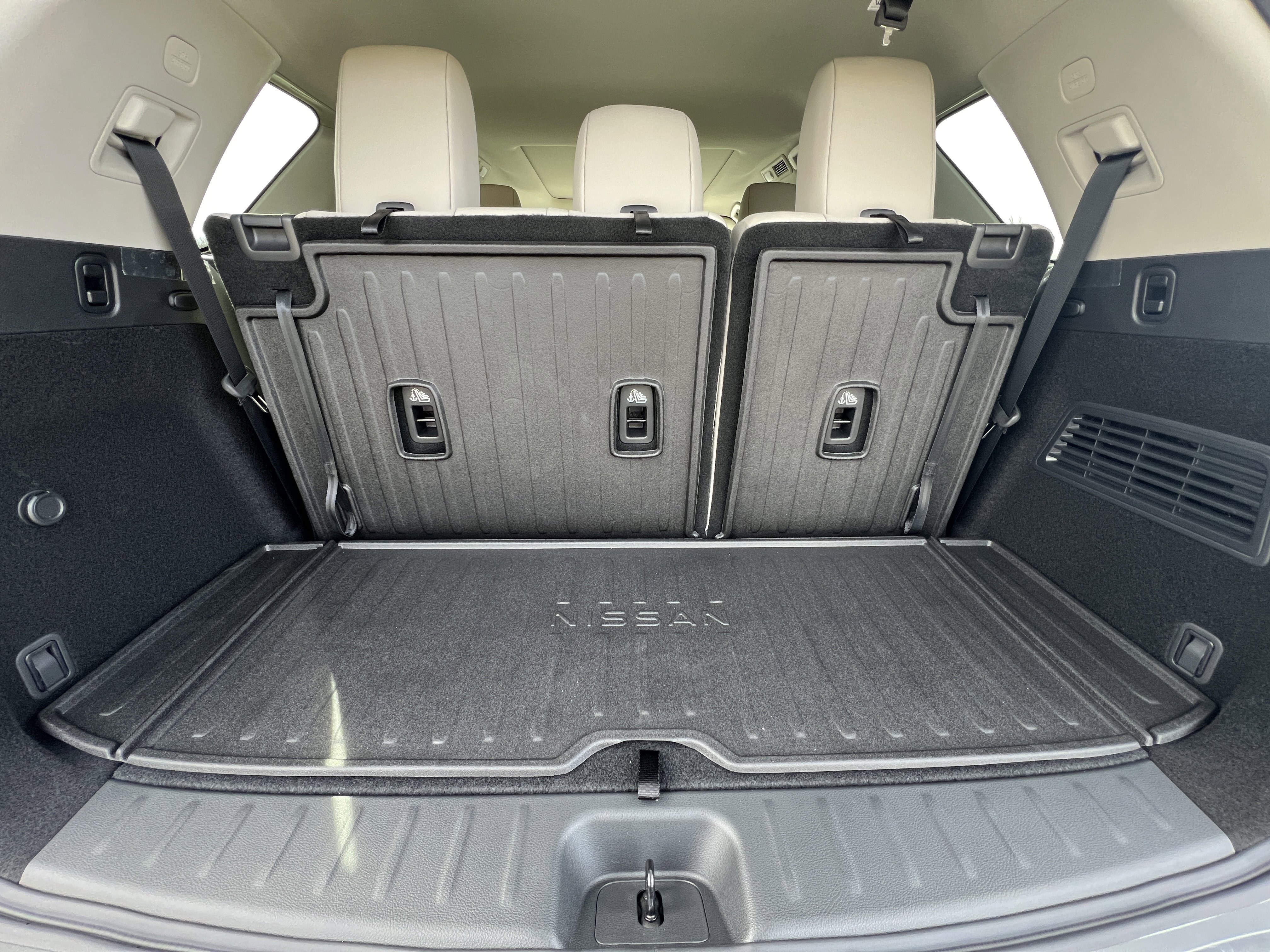 New 2026 Nissan Pathfinder SL image 37