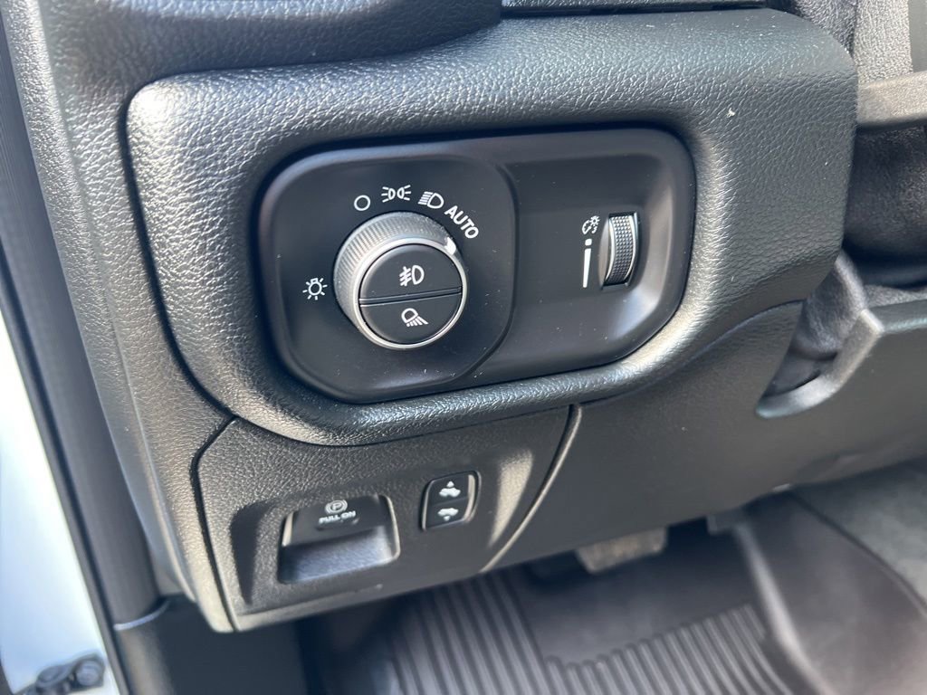 Used 2021 RAM 1500 Big Horn AWD/4WD image 51