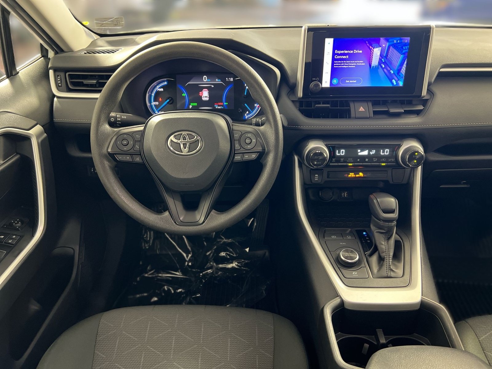 Used 2025 Toyota RAV4 XLE AWD/4WD image 23