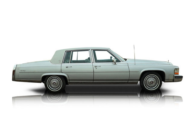 Used 1986 Cadillac Brougham Brougham image 2
