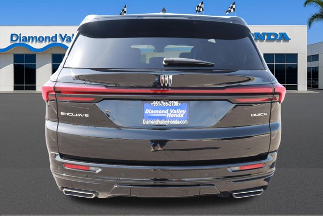Used 2025 Buick Enclave Sport Touring image 5