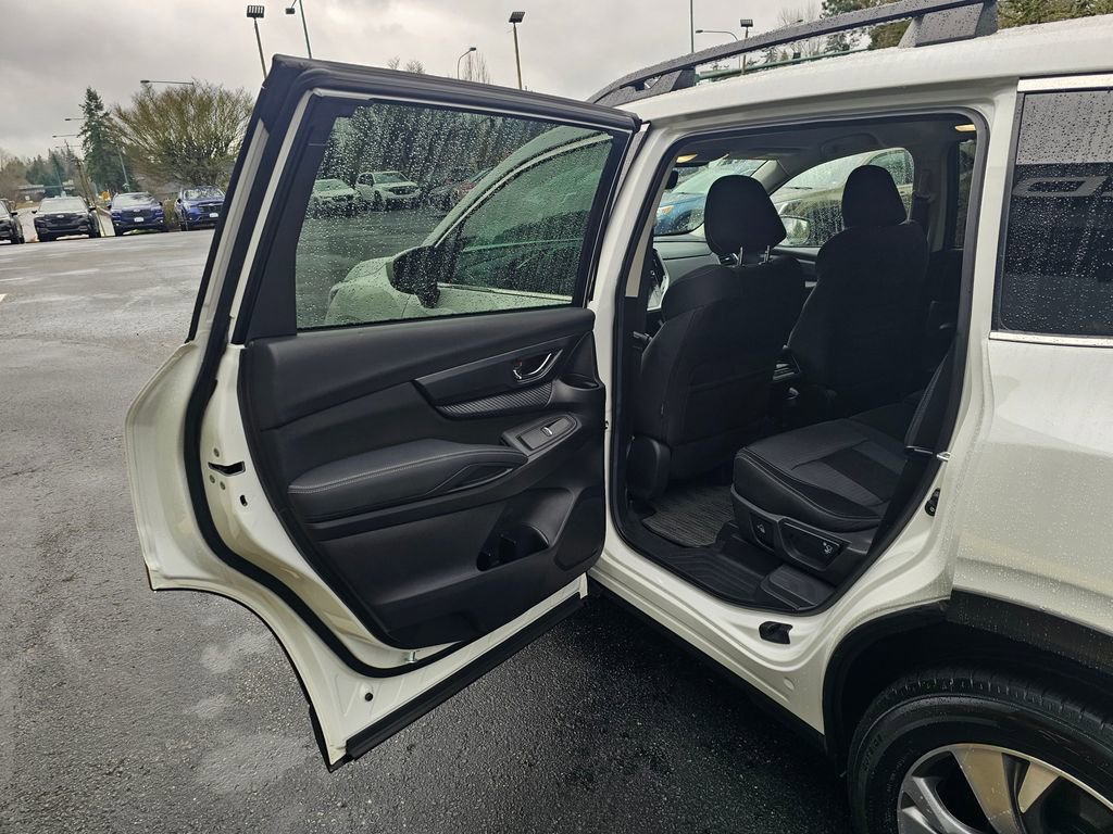 Certified 2025 Subaru Ascent Premium image 18