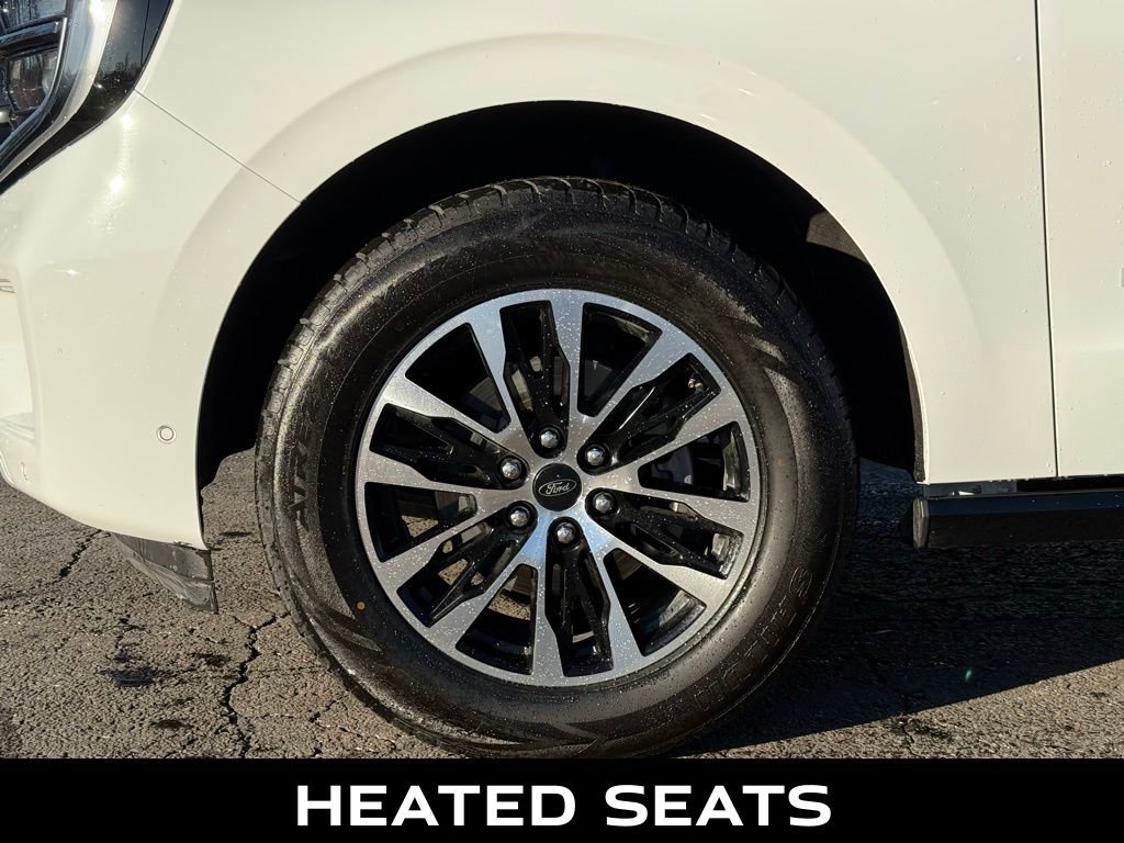 Used 2025 Ford Expedition Max Platinum image 5