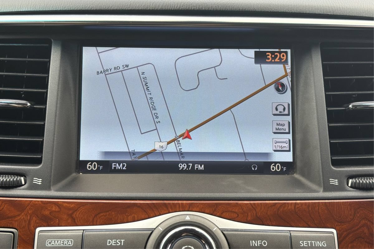Used 2015 INFINITI QX80 4WD w/ Deluxe Technology Package image 34