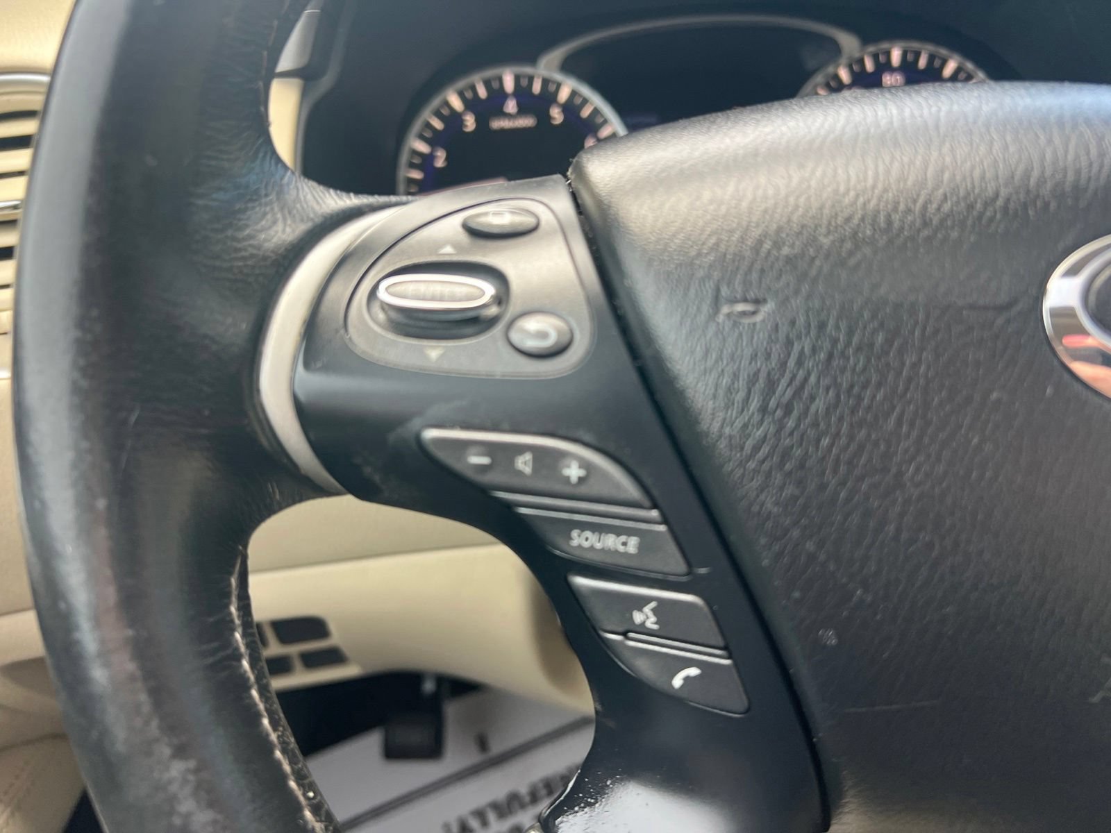 Used 2020 INFINITI QX60 Luxe w/ Essential Package FWD image 26