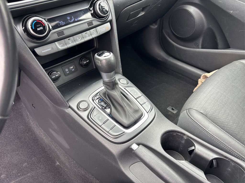 Used 2018 Hyundai Kona Limited image 30