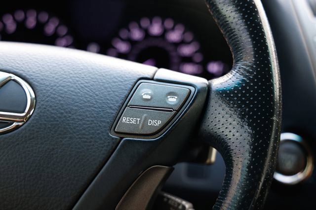 Used 2011 Lexus LS 460 w/ Sport Pkg image 33