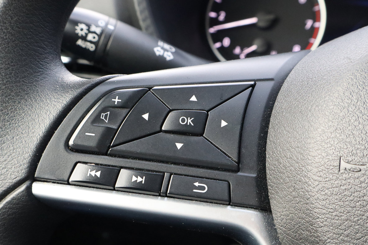 Used 2024 Nissan Sentra SV image 25