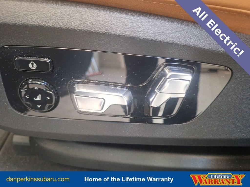 Used 2023 BMW X5 xDrive45e image 8