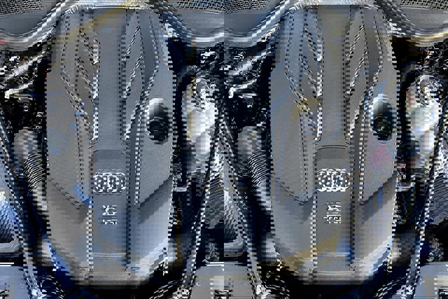 Used 2023 Audi A8 L 3.0T image 32