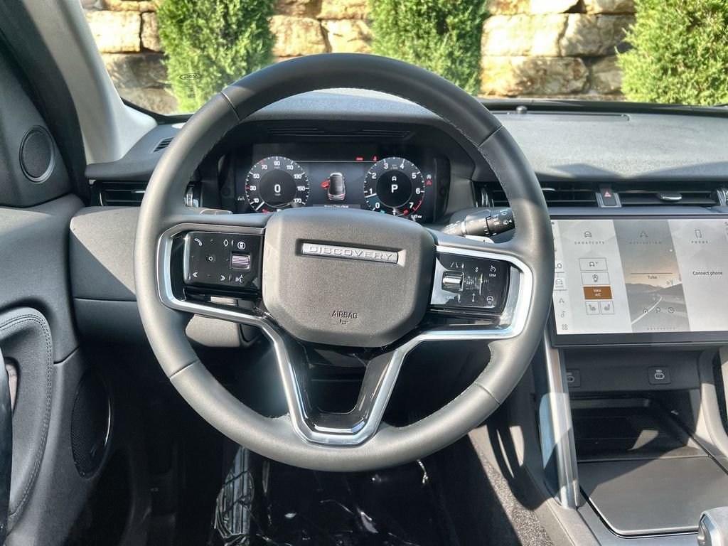 Certified 2025 Land Rover Discovery Sport S image 21