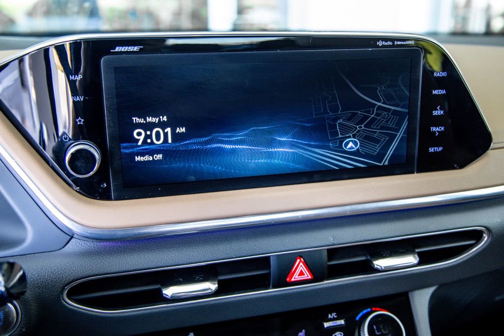 Used 2022 Hyundai Sonata Limited FWD image 13