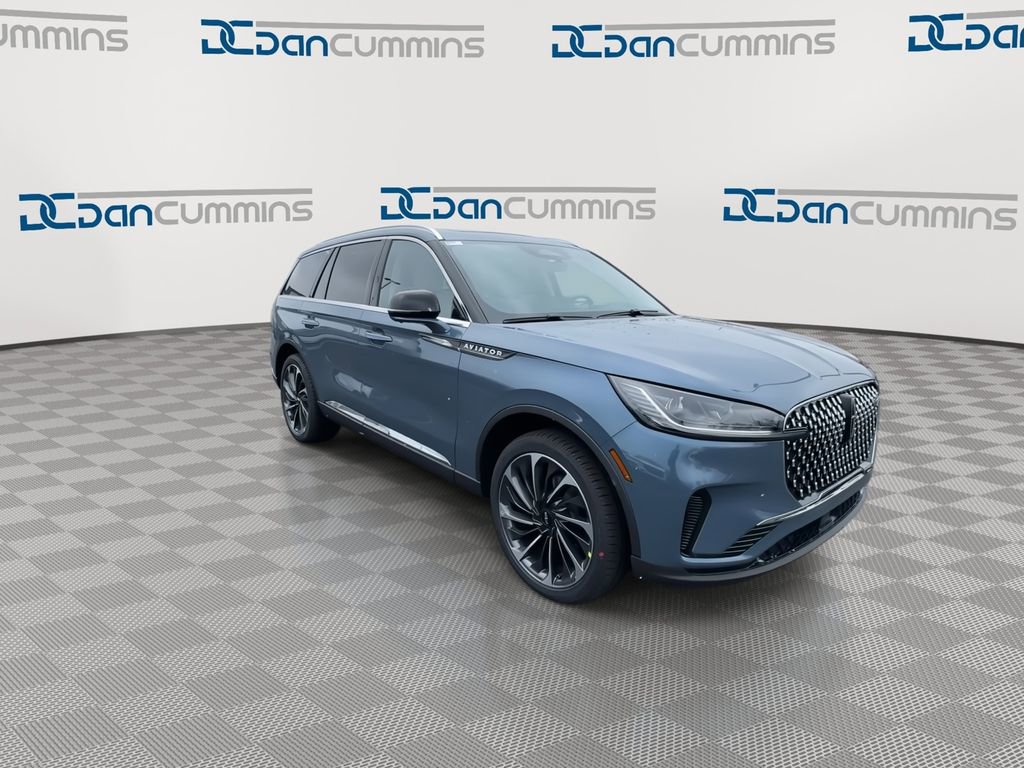 New 2026 Lincoln Aviator Reserve image 2