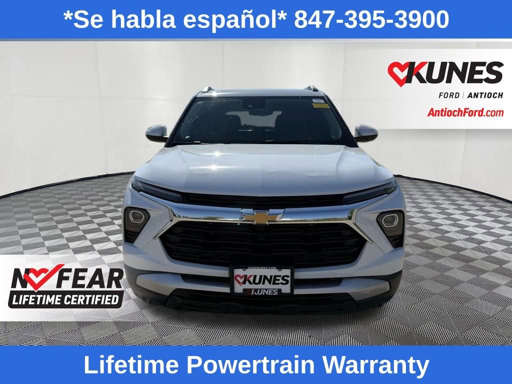 Used 2024 Chevrolet TrailBlazer LT w/ Driver Confidence Package image 8