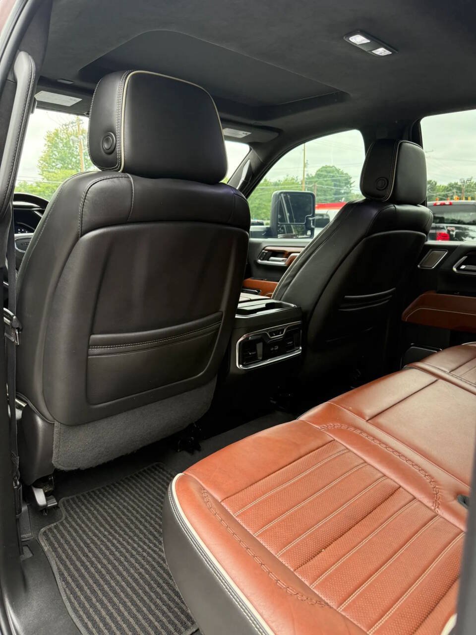 Used 2024 GMC Sierra 2500 Denali Ultimate w/ Max Trailering Package AWD/4WD image 19