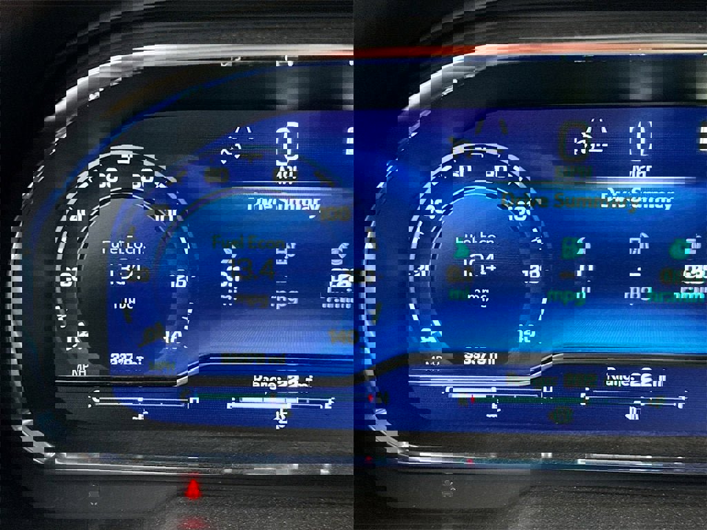 Used 2022 Chevrolet Tahoe LT w/ Luxury Package image 3