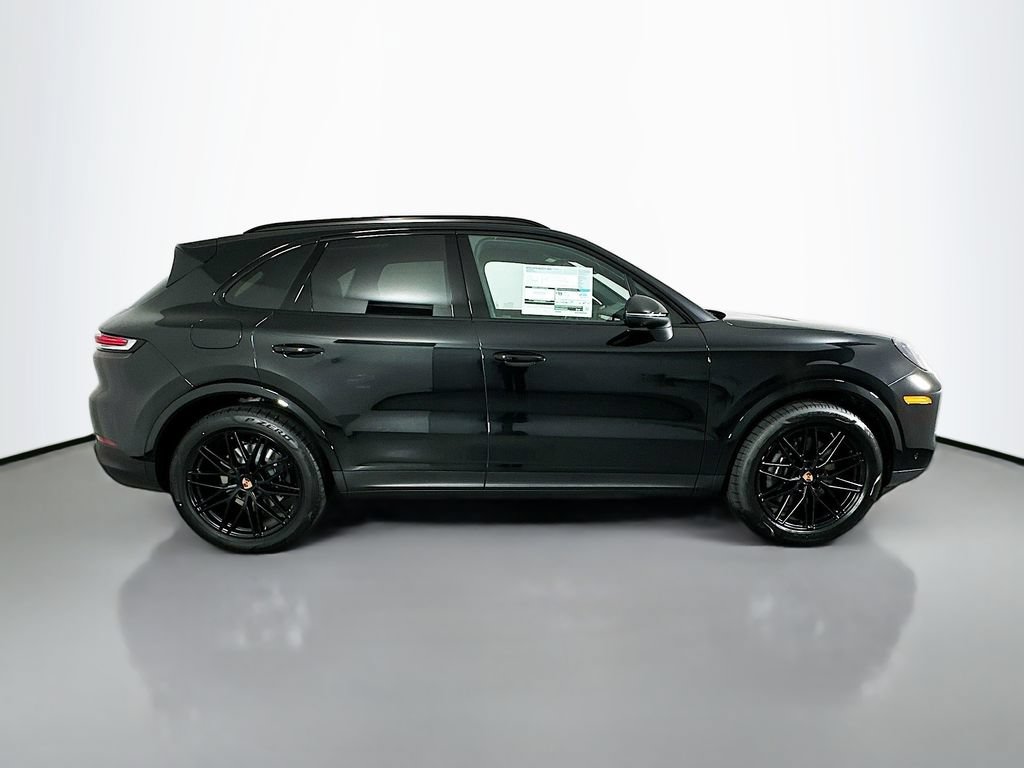Certified 2026 Porsche Cayenne AWD/4WD image 8