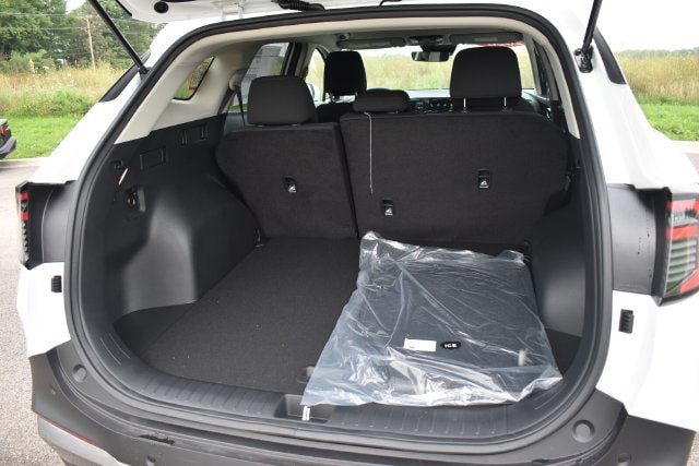 New 2026 Kia Sportage LX w/ LX Convenience Package FWD image 16