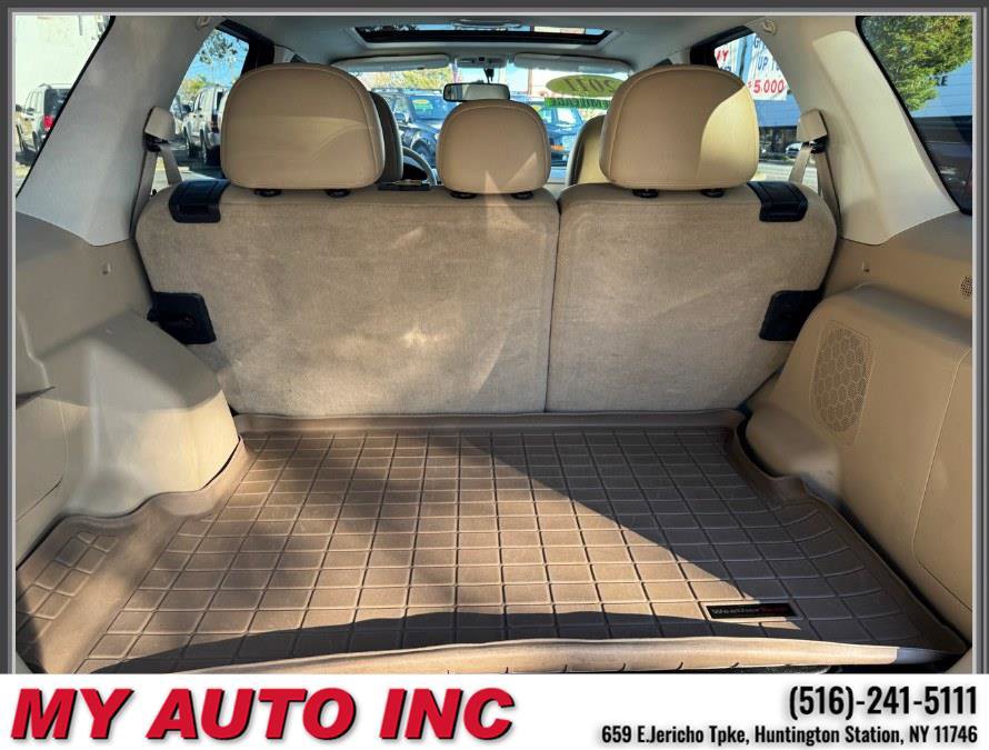 Used 2011 Ford Escape Limited w/ 301A Rapid Spec Order Code image 32