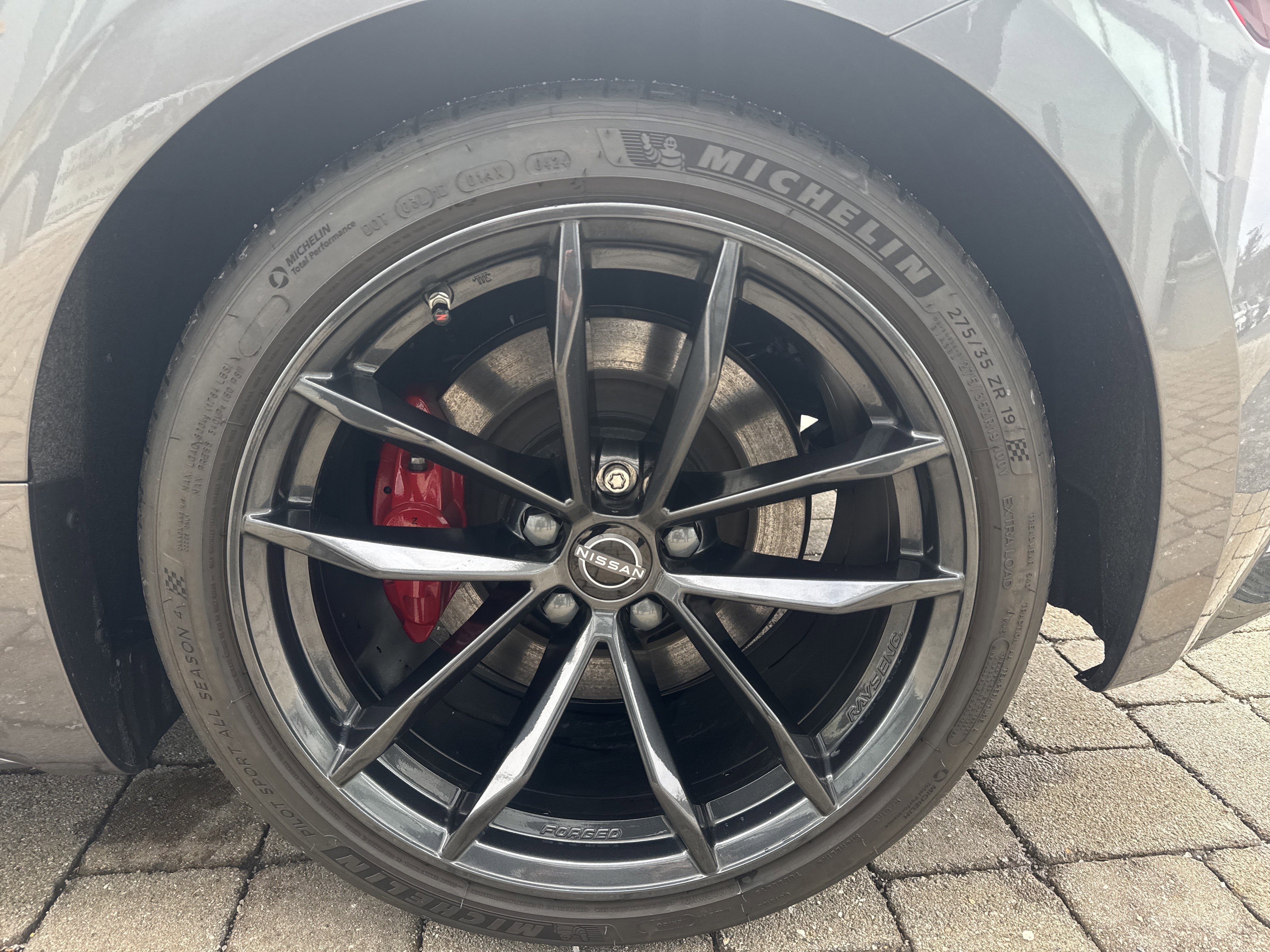 Used 2024 Nissan Z Performance w/ Floor Mat Package image 28