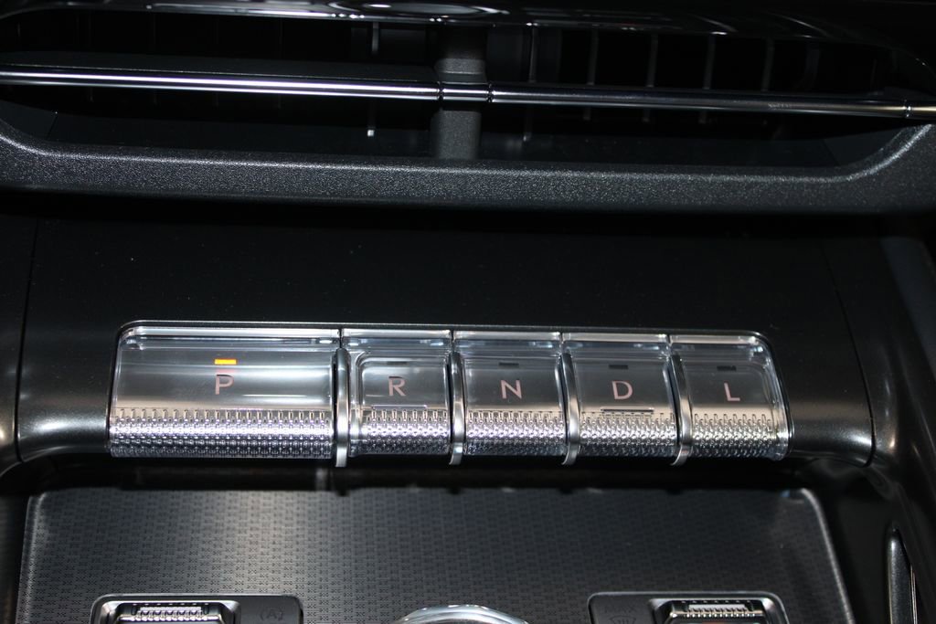 New 2026 Lincoln Nautilus Premier image 44