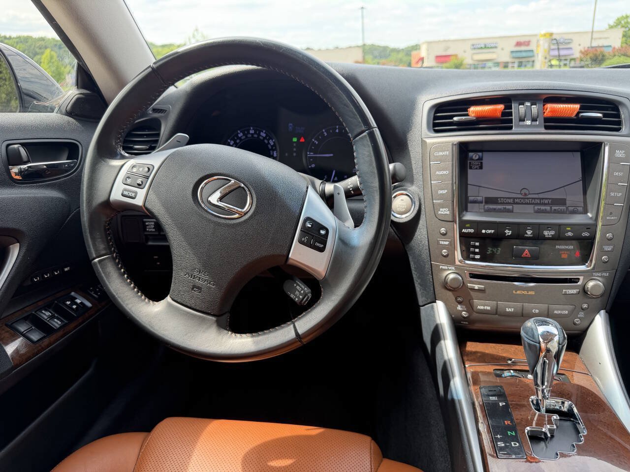 Used 2011 Lexus IS 250C w/ Luxury Pkg RWD image 10