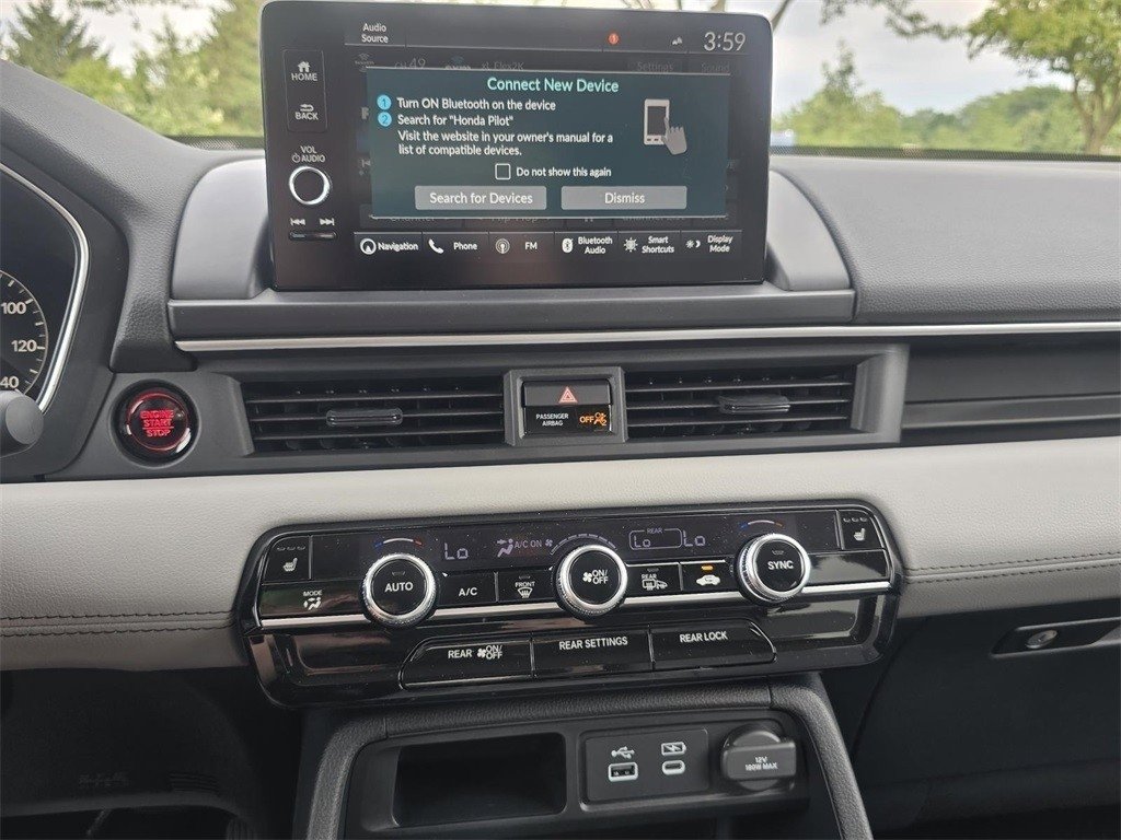 New 2025 Honda Pilot Touring image 29