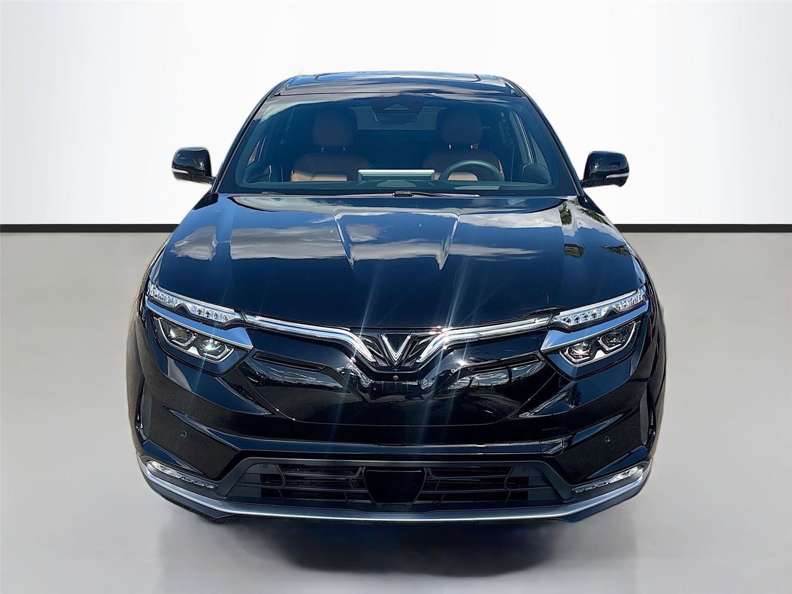 New 2025 VinFast VF 8 Plus image 2