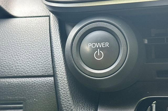 Used 2025 Toyota Prius LE FWD image 25