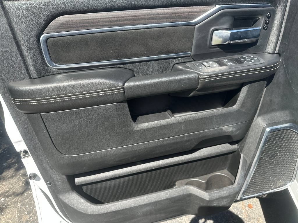 Used 2026 RAM 2500 Laramie AWD/4WD image 11