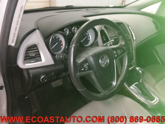 Used 2013 Buick Verano FWD image 11