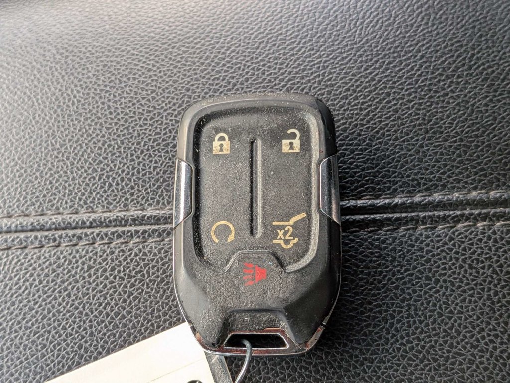 Used 2023 GMC Terrain SLT FWD image 30