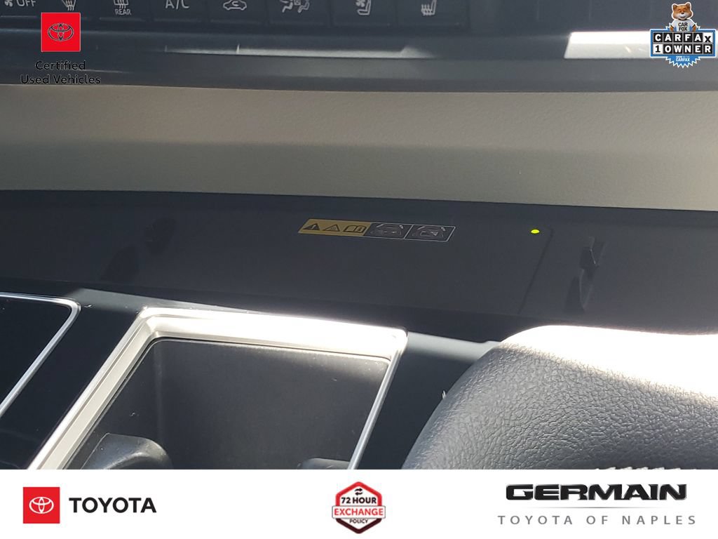 Certified 2025 Toyota Sienna Limited FWD image 34