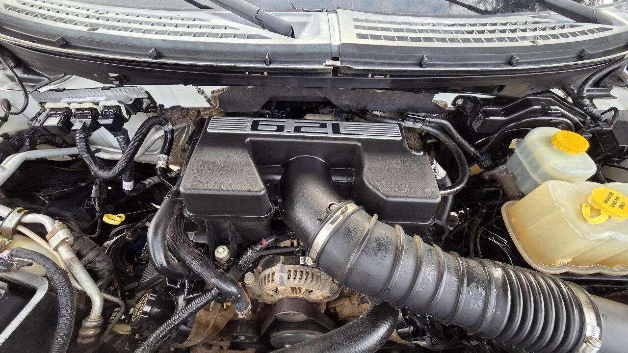 Used 2014 Ford F150 Raptor w/ Equipment Group 801A Luxury image 12