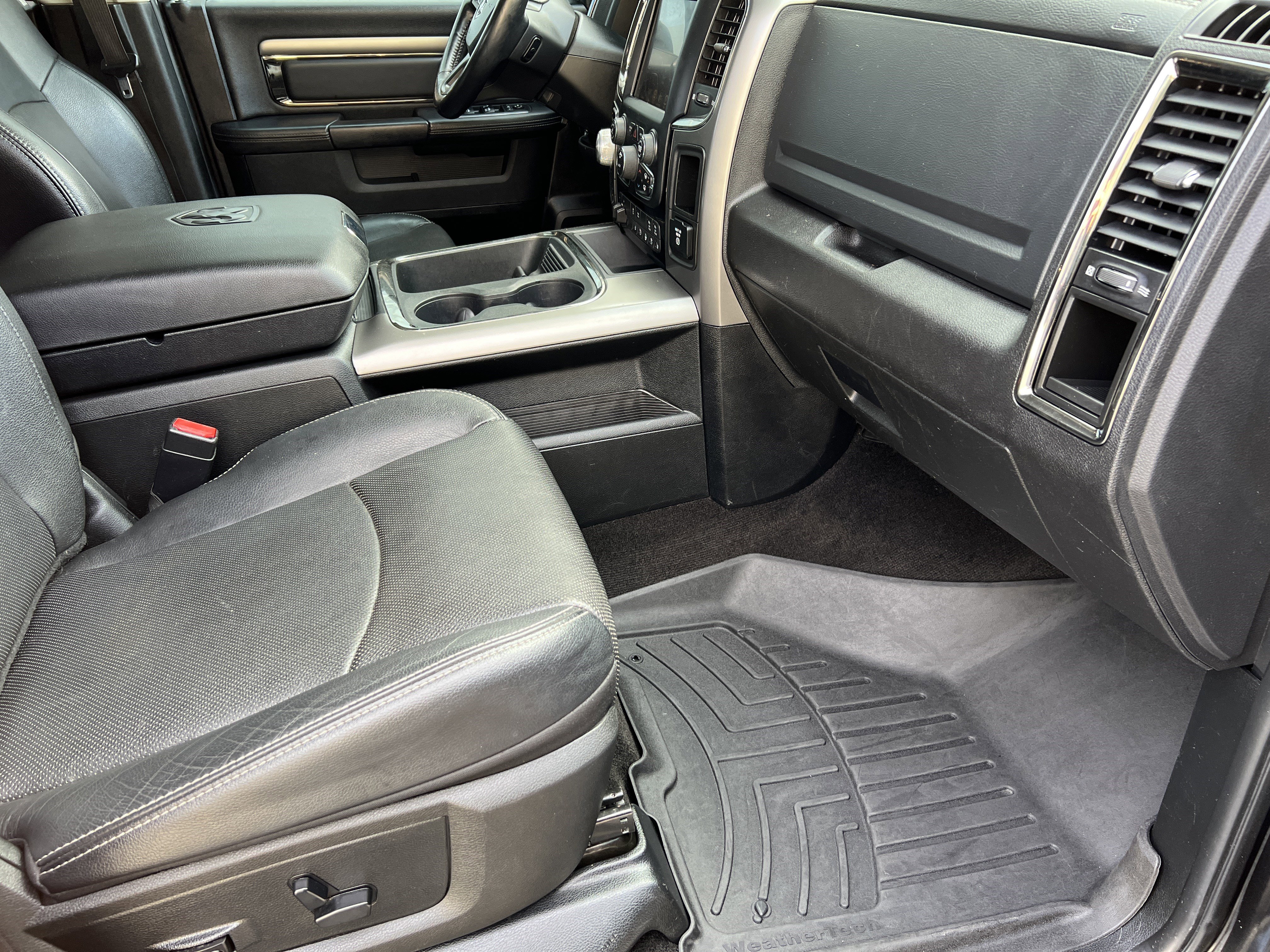 Used 2017 RAM 1500 Sport w/ Sport Premium Group image 23