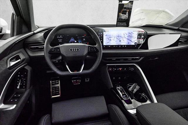 New 2025 Audi SQ5 Premium image 8