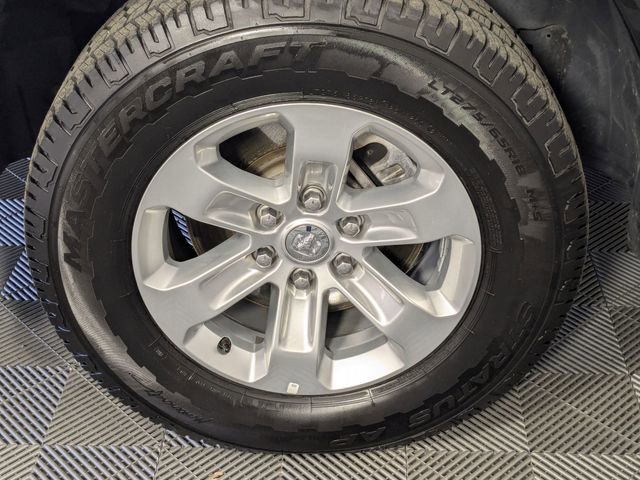 Used 2024 RAM 1500 Laramie image 8