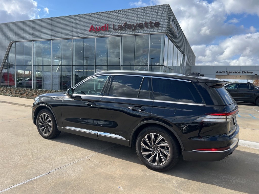 Used 2025 Lincoln Aviator 2WD w/ Equipment Group 101A image 9